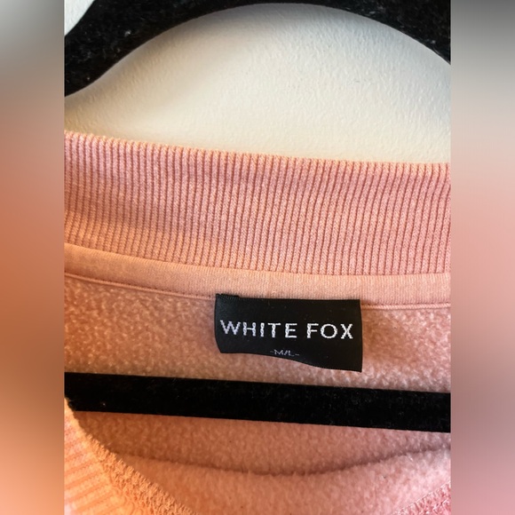 White Fox Calabasas Pink Crewneck Sweater - Picture 5 of 10